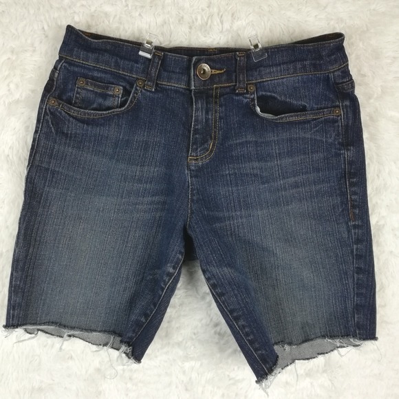 DKNY Womens‎ Shorts Denim Bermuda Cut Off Blue Dark Wash Mid Rise Short 8S - Picture 1 of 9